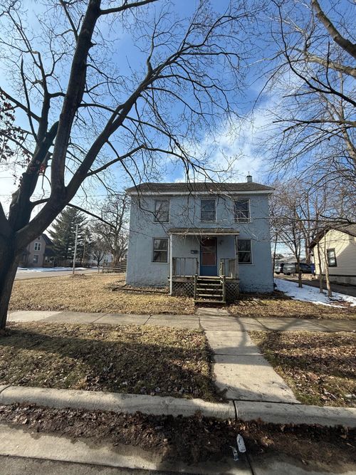 220 S Locust St, Janesville, WI, 53548-4654 | Card Image