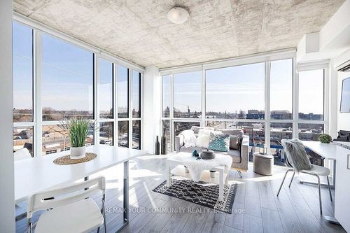 532-1900 Simcoe St N, Oshawa, ON, L1G4Y3 | Card Image