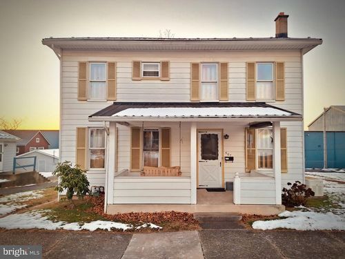 507 Liberty St, Watsontown, PA, 17777-1135 | Card Image