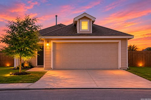 223 Presidio Pl, San Antonio, TX, 78220-4457 | Card Image