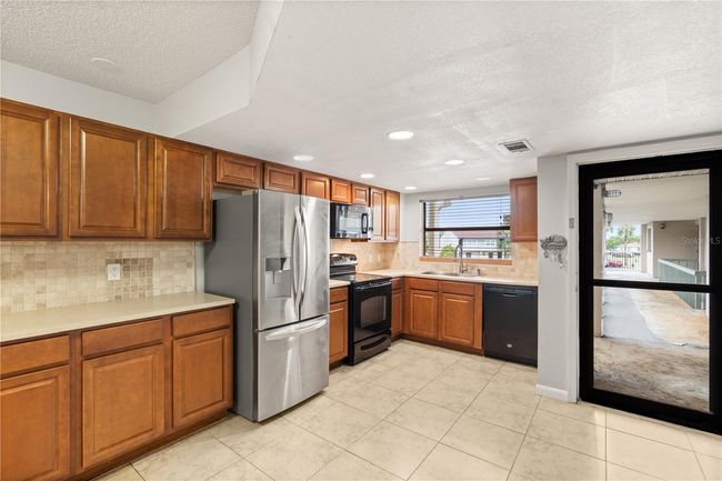APT-203 - 1028 Apollo Beach Blvd, Condo with 2 bedrooms, 2 bathrooms and null parking in APOLLO BEACH FL | Image 26