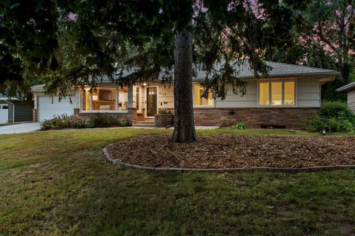 6112 Zenith Ave S, Edina, MN, 55410-2838 | Card Image