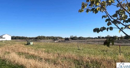 3217 Bassett Drive, Mankato, MN, 56001 | Card Image