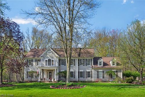 7663 Herrick Park Dr, Hudson, OH, 44236-2301 | Card Image