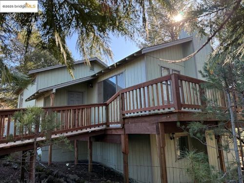 11987 Valenta Way, Groveland, CA, 95321-9407 | Card Image