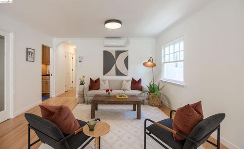 5437 Poinsett Ave, El Cerrito, CA, 94530-1649 | Card Image