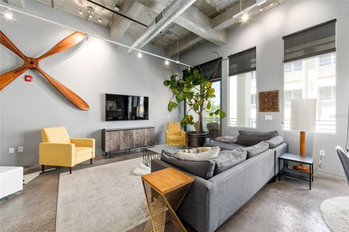 apt-330-302 Se Broadway St, OCALA, FL, 34471-2185 | Card Image