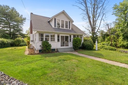 21 Green St, Oxford, NJ, 07863-3262 | Card Image