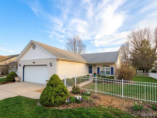 2277 Wellington Dr, Shiloh, IL, 62221-5112 | Card Image