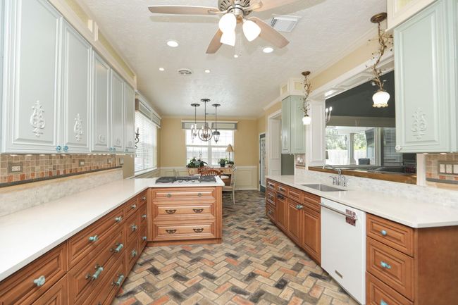 18606 Spring Heather Ct, House other with 4 bedrooms, 4 bathrooms and 3 parking in Spring TX | Image 21