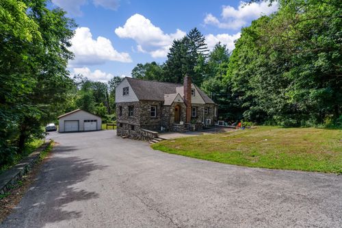 491 Robinson Ave, Newburgh, NY, 12550-3340 | Card Image