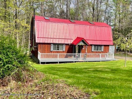 113 Fawnwood Dr, Greentown, PA, 18426-3526 | Card Image
