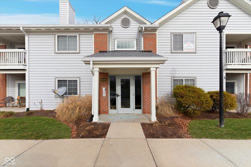 unit-207-8232 Glenwillow Ln, Indianapolis, IN, 46278-2268 | Card Image