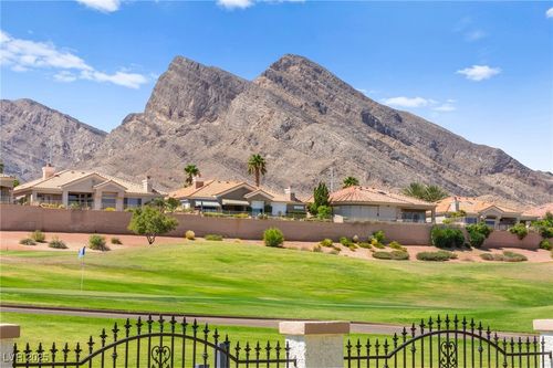 2257 Lauren Dr, Las Vegas, NV, 89134-5530 | Card Image