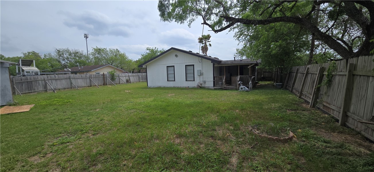 Residential in Mathis 3