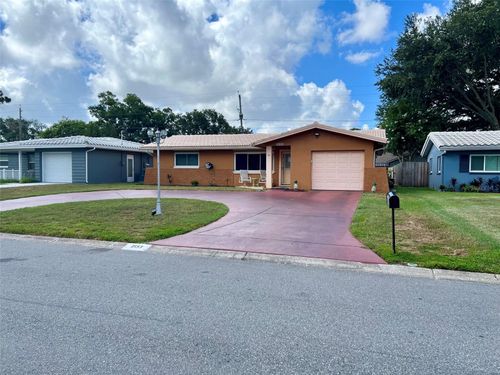 2133 Indigo Dr, CLEARWATER, FL, 33763-1426 | Card Image
