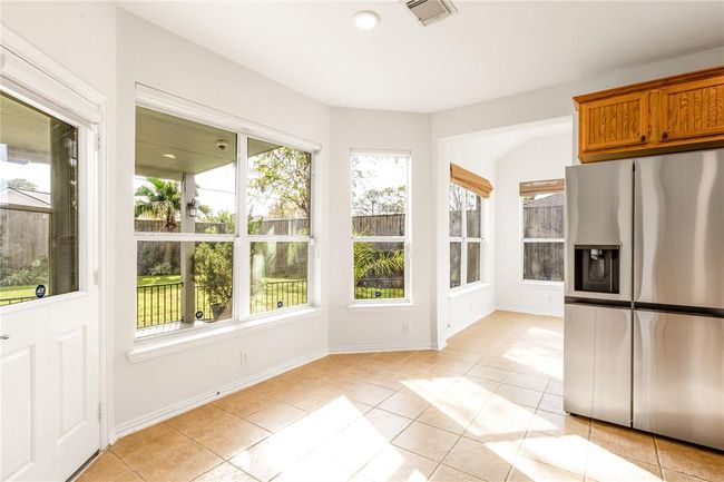 Breakfast nook | Image 12