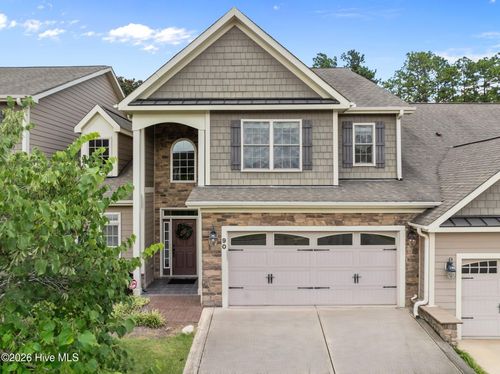 90 Shadow Creek Ct, Pinehurst, NC, 28374-8572 | Card Image