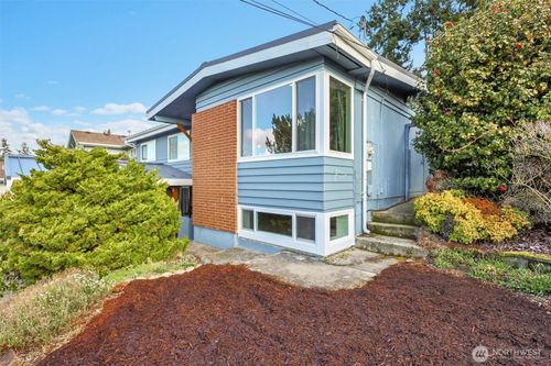 9220 10th Avenue Sw, Seattle, WA, 98106 | Card Image