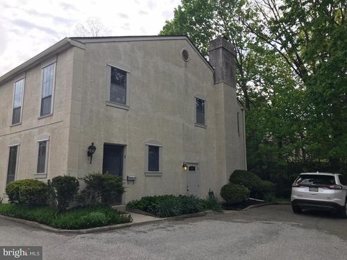 8-22 Llanfair Rd, Ardmore, PA, 19003-2320 | Card Image