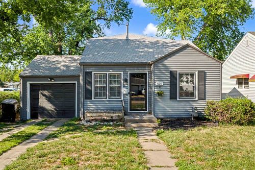 524 W Wilson St, Salina, KS, 67401 | Card Image