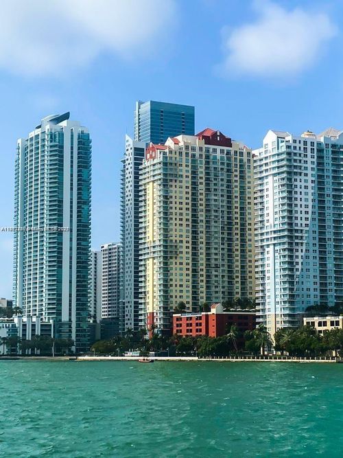 1210-1155 Brickell Bay Dr, Miami, FL, 33131 | Card Image