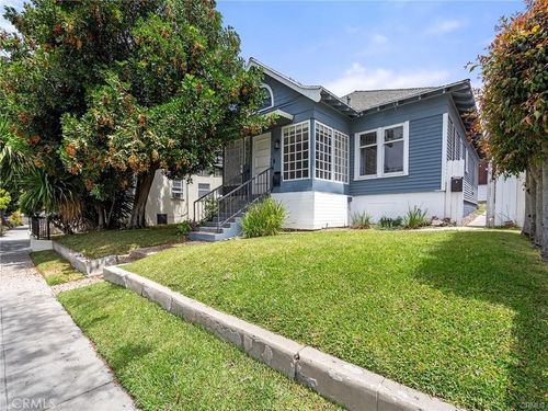 757 N Loma Vista Dr, Long Beach, CA, 90813-4017 | Card Image