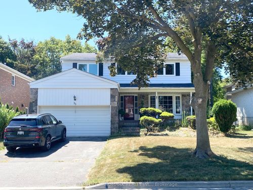 23 Apple Orchard Path, Thornhill, ON, L3T3B5 | Card Image