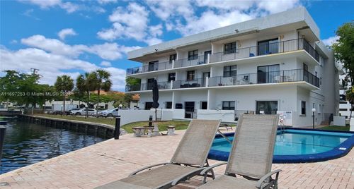 apt-3e-1900 Diana Dr, Hallandale Beach, FL, 33009-4715 | Card Image