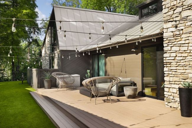 Deck with a lawn | Image 33