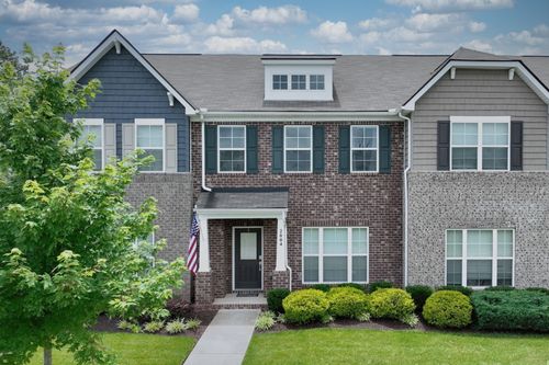2004 Hardwick Ln, Gallatin, TN, 37066-2744 | Card Image