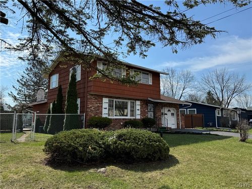 128 Washburn Dr, East Syracuse, NY, 13057-1632 | Card Image