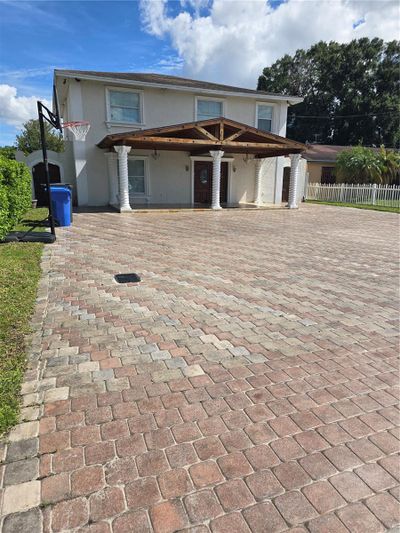 6611 N Hale Avenue, House other with 4 bedrooms, 3 bathrooms and null parking in Tampa FL | Image 3