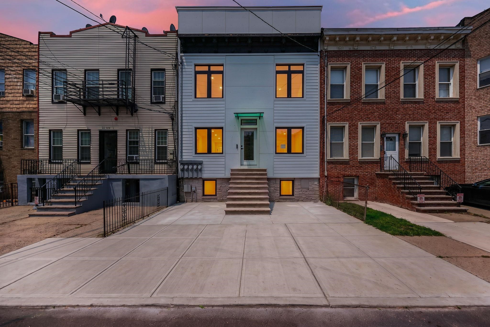 Residential in JC, Heights