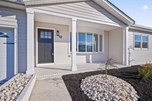 12 Oakfield Rd, Toms River, NJ, 08757-6360 | Card Image