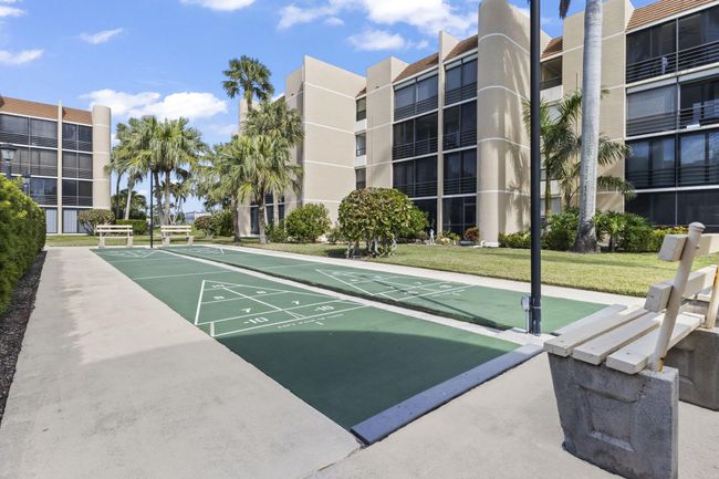 APT-104 - 3472 Ne Causeway Blvd, Condo with 2 bedrooms, 2 bathrooms and null parking in Jensen Beach FL | Image 37