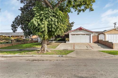 725 S Flintridge Dr, Santa Ana, CA, 92704-1909 | Card Image