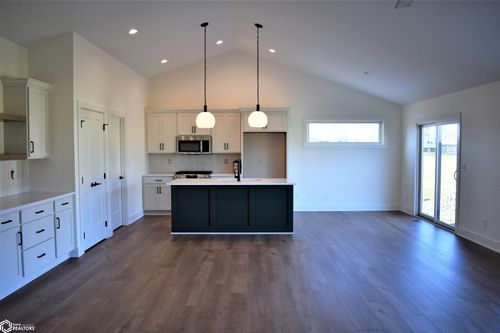 2306 Heritage Lane, Iowa Falls, IA, 50126 | Card Image