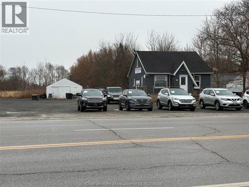 {{alt}} | Card Image