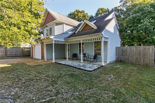 882 Belvoir Cir, Newport News, VA, 23608-7732 | Card Image