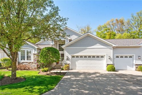 400 Blossom Lane, Orange, OH, 44022 | Card Image