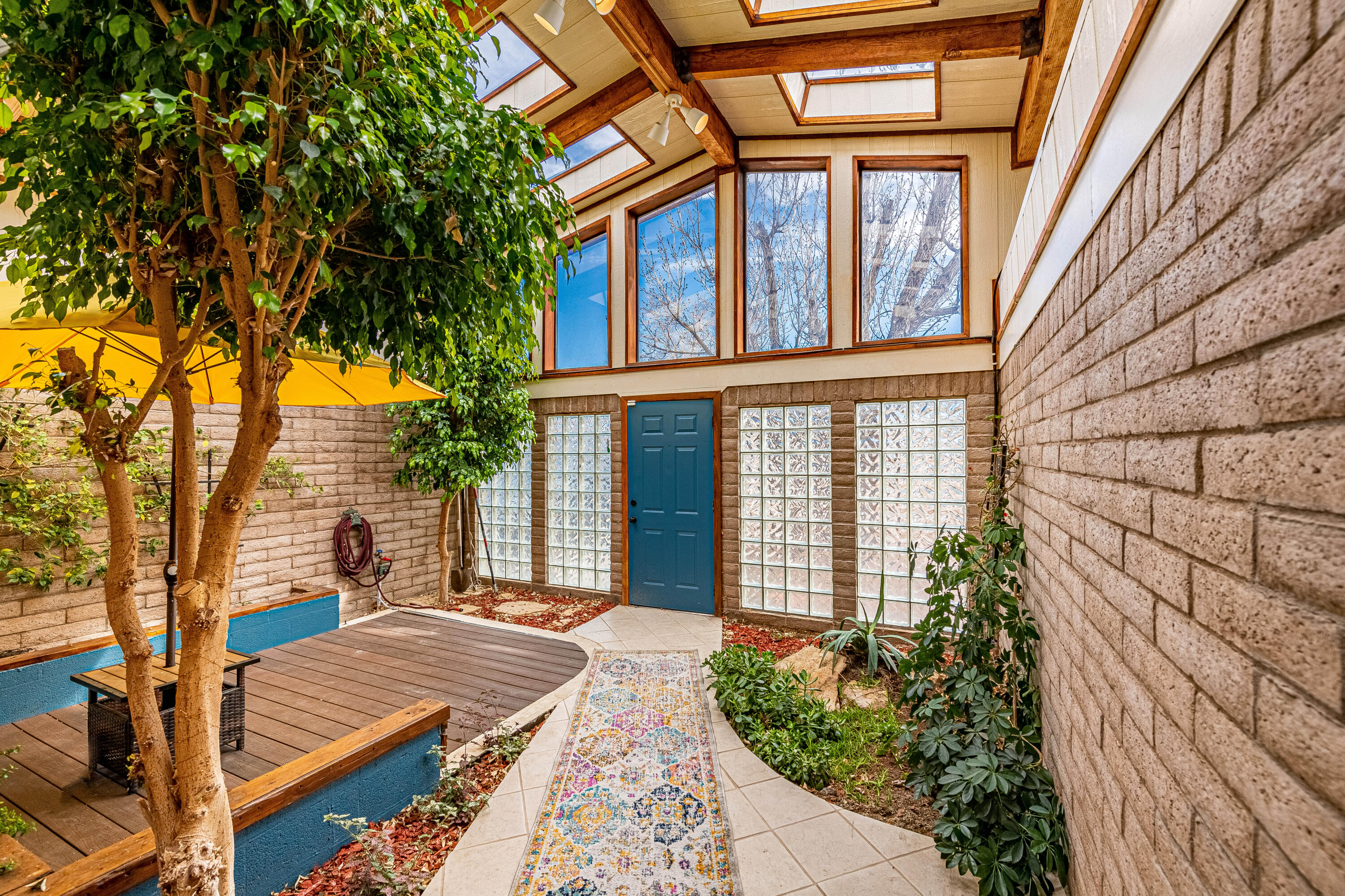 1437 Camino Cerrito Se, Sold in Albuquerque Zoocasa