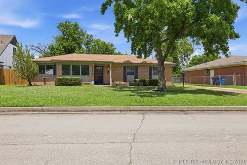 8173 E 31st Pl, Tulsa, OK, 74145-1422 | Card Image