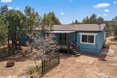 384 Juan Tomas Rd, Tijeras, NM, 87059-7979 | Card Image