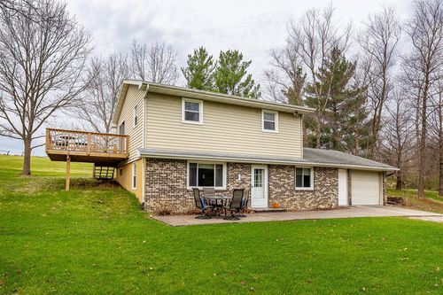 2724 Hiatt Apple Trail, Peru, IA, 50222 | Card Image