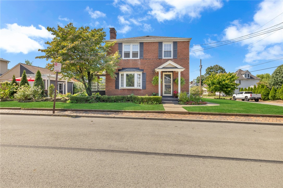 Commerce St, Beaver, PA 15009