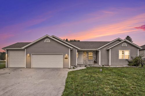 2228 S Hill Dr, Schoolcraft, MI, 49087-9534 | Card Image