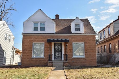 4348 N 19th Street, Milwaukee, WI, 53209 | Card Image