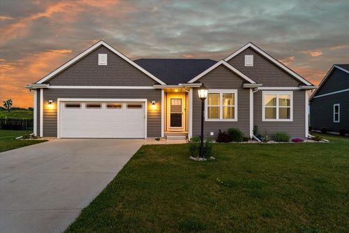 35077 Yahara Drive, Summit, WI, 53066 | Card Image