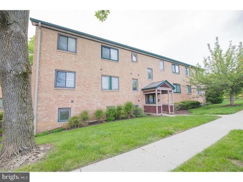9006-9006 Westview Rd, WILMINGTON, DE, 19802-1794 | Card Image